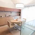 Guillaume Lägenhetshotell 4*